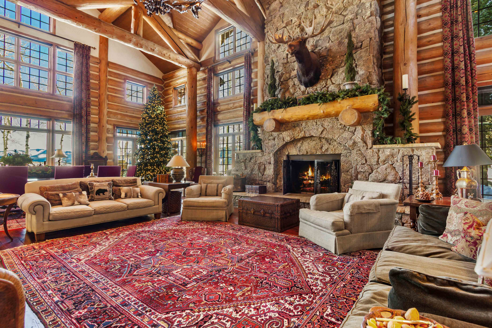Daybreak Lodge at Bachelor Gulch